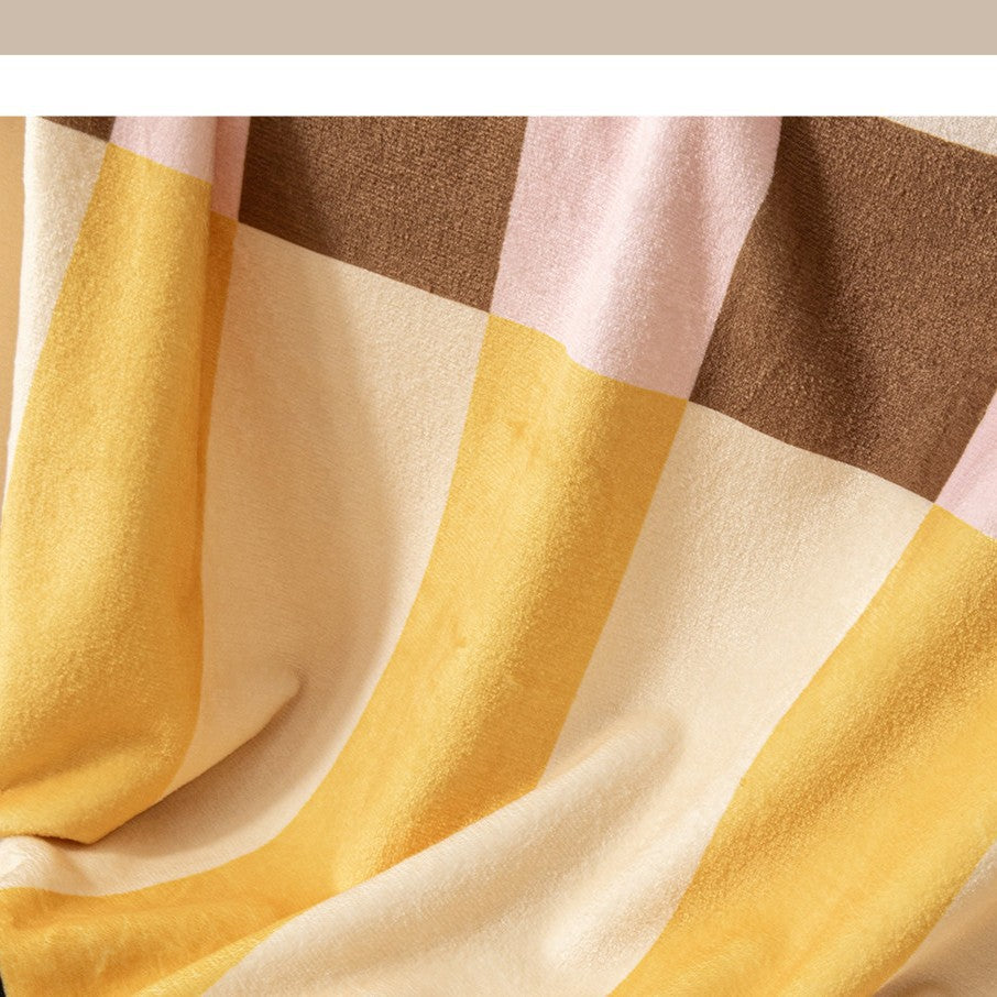 Cozy Decorative Throw Blanket