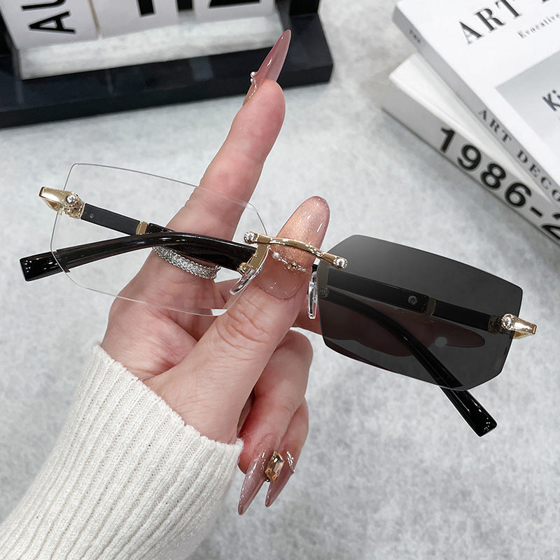 Women's stylish designer glasses with multifunctional lenses Stornfield