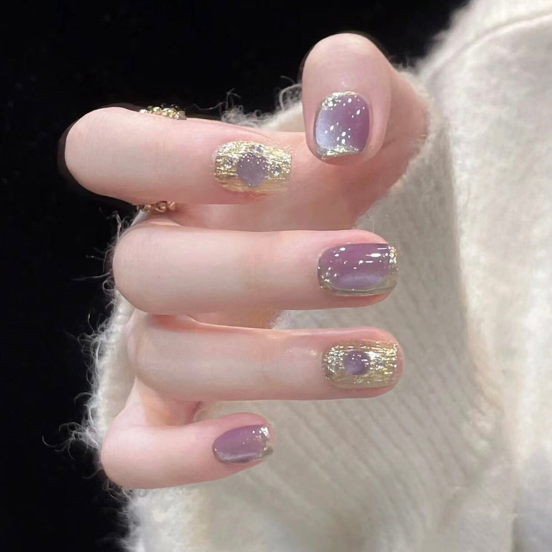 Elegant Press-On Nail Design Set 1790746166