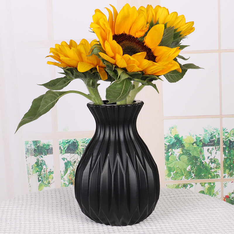 Artistic Textured Flower Vase Stornfeild