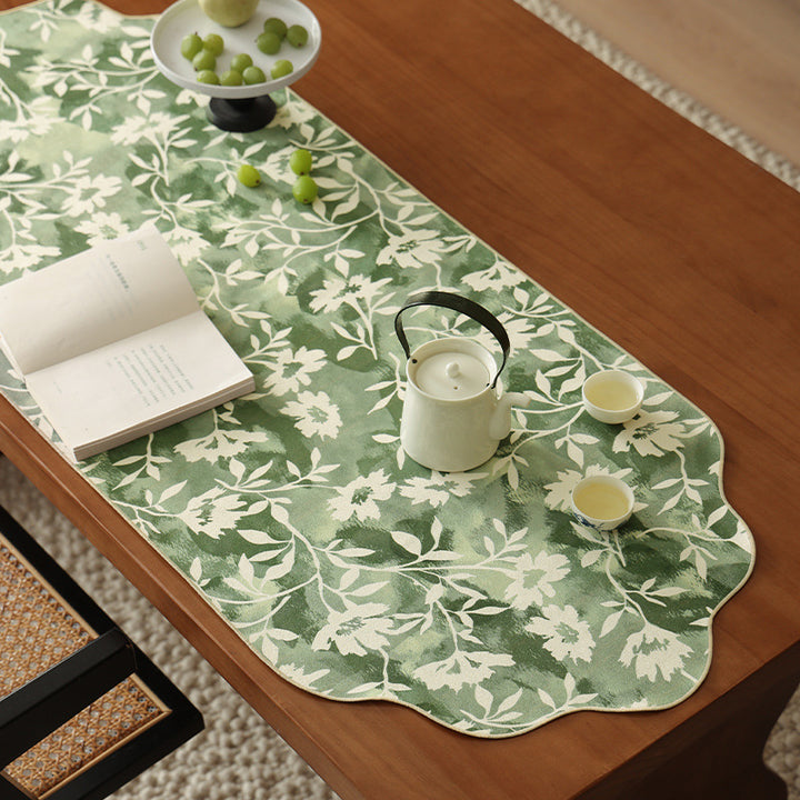 Elegant decorative table runner Stornfield