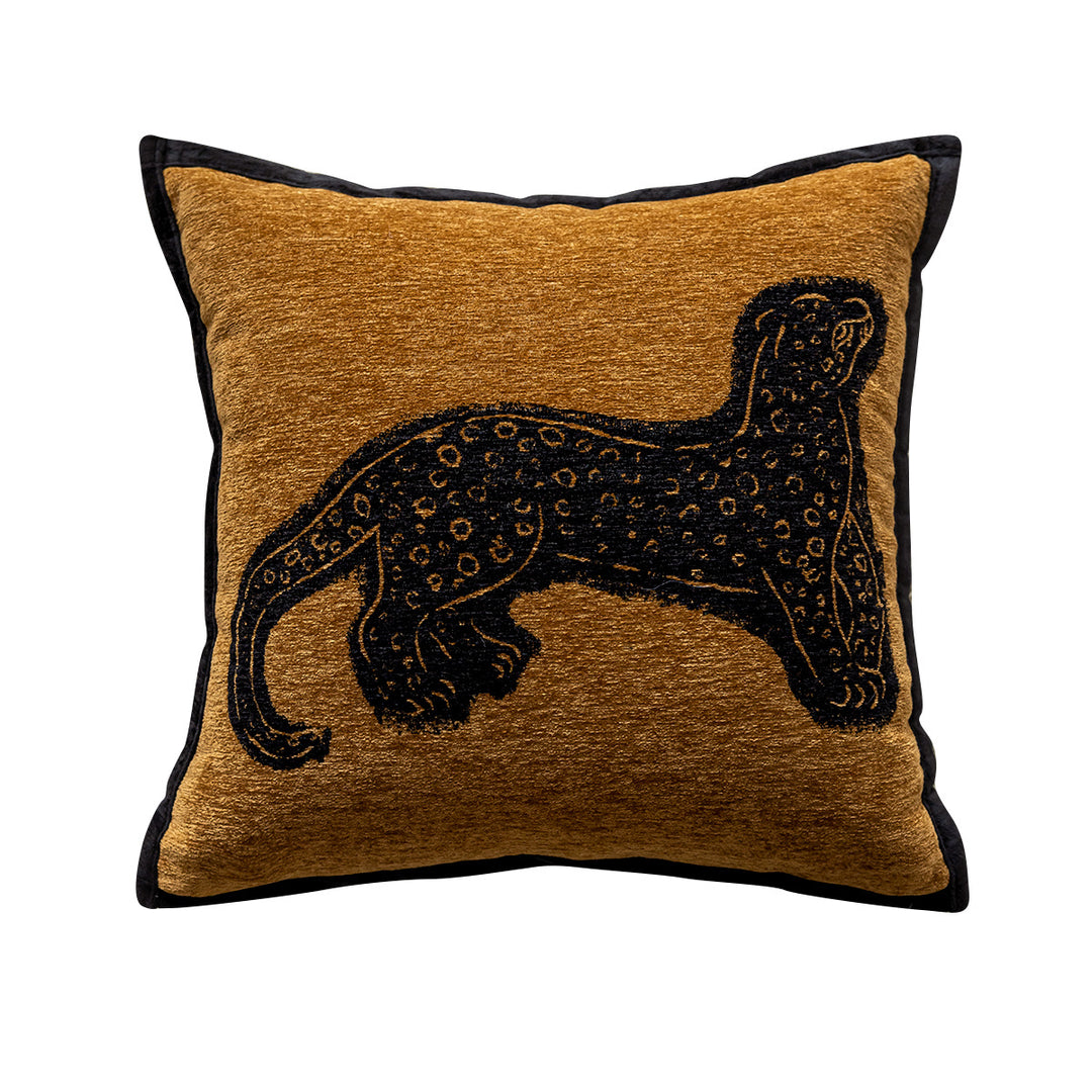 Luxurious cushion with panther design