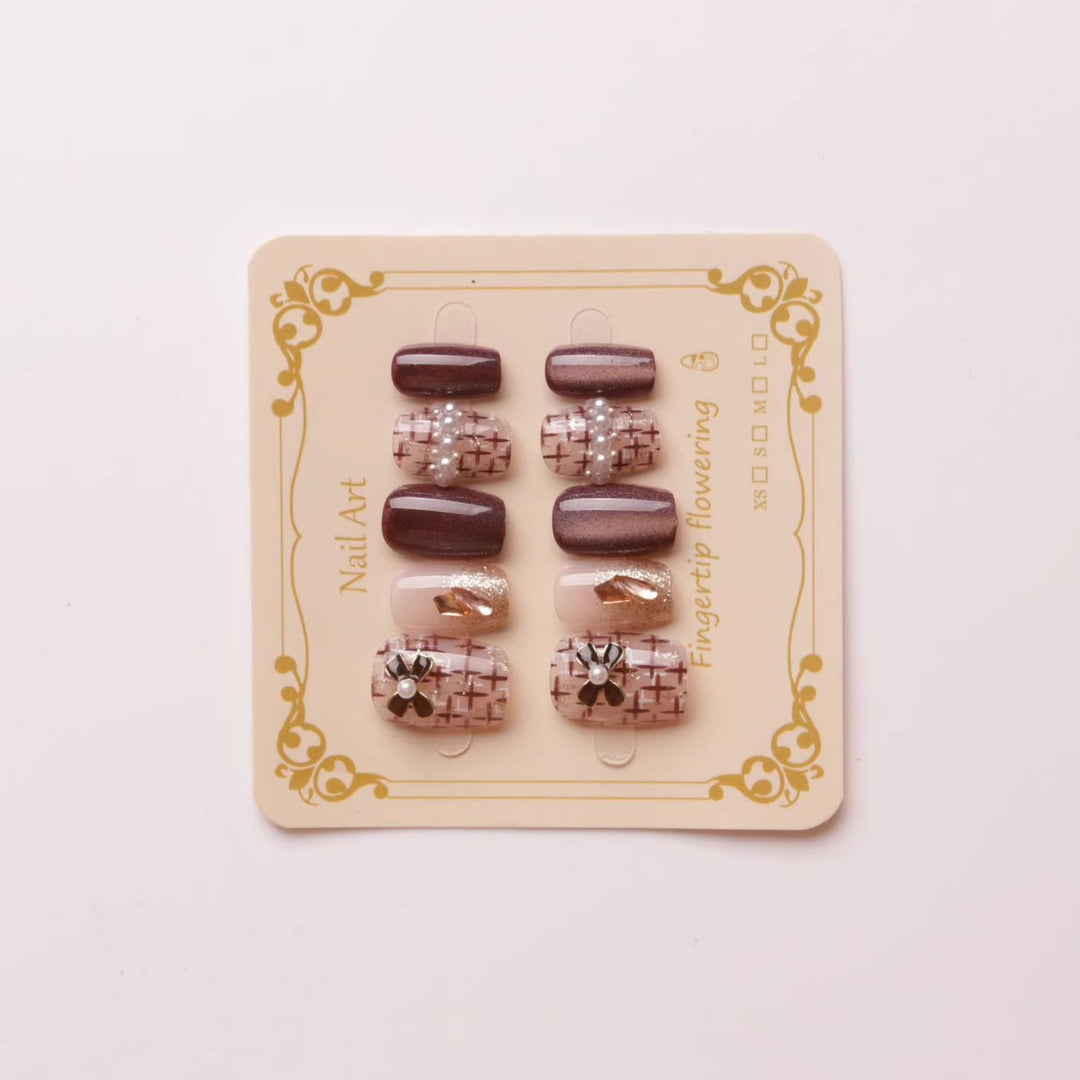 Decorative Floral Press-On Nail Art Stornfield