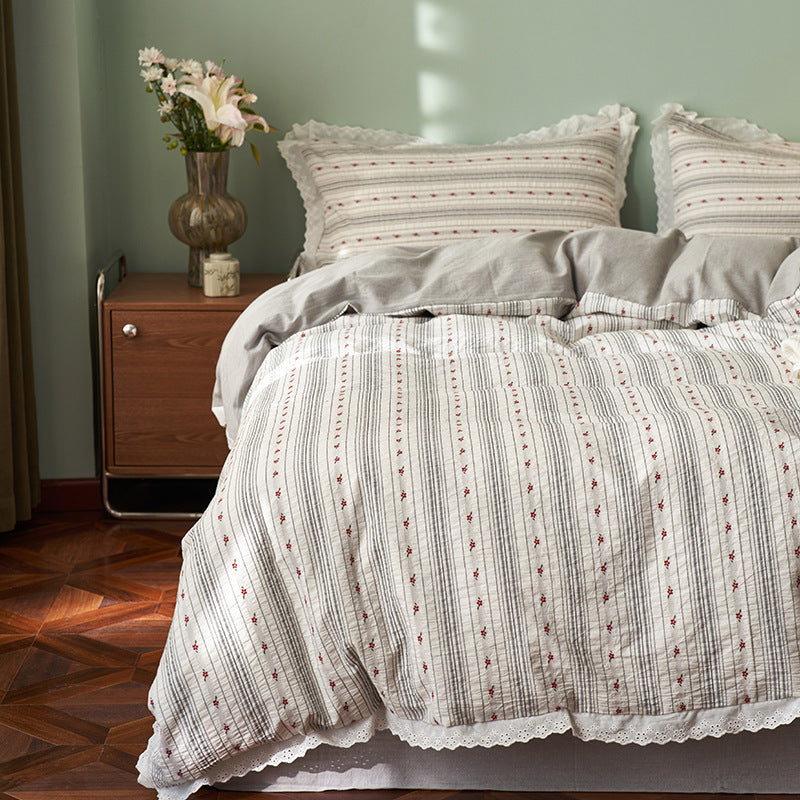 Premium cotton bedding set with fine canvas texture and zipper
