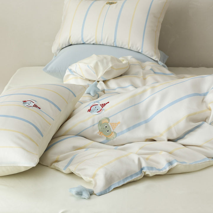 Striped Cotton Sateen Duvet Cover Set with Embroidered Animal Tassel Pillowcases