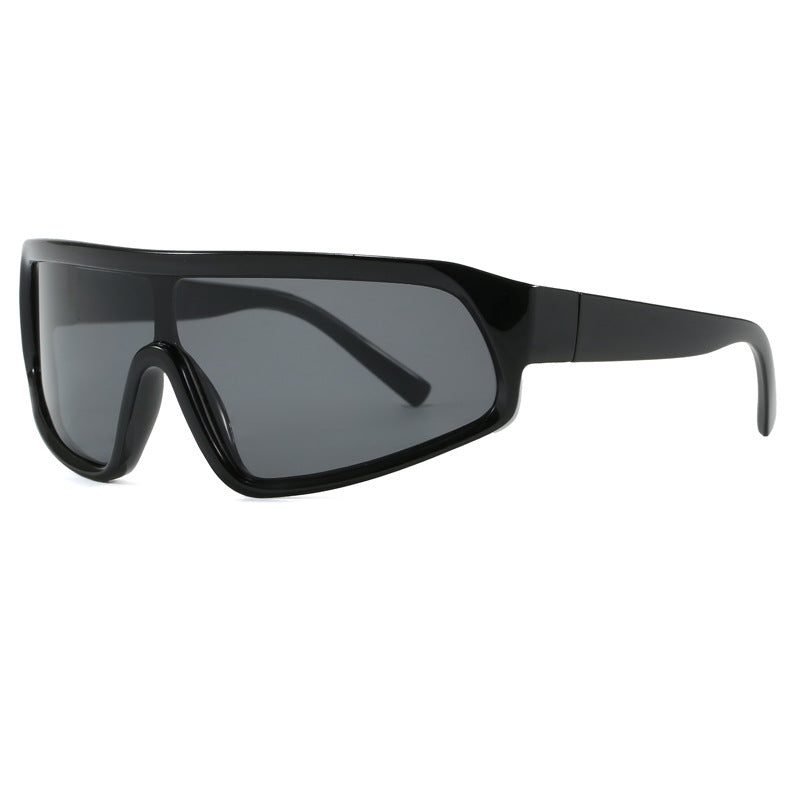 Women's sporty goggles in modern design with ergonomic frame Stornfield