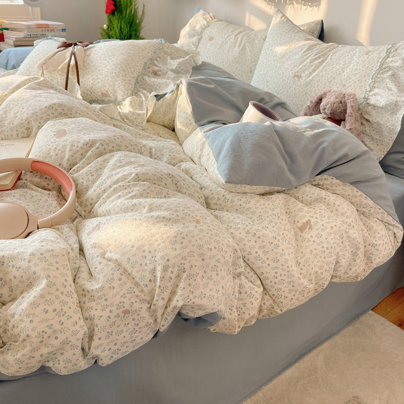 Ruffled Floral Patterned Duvet Set