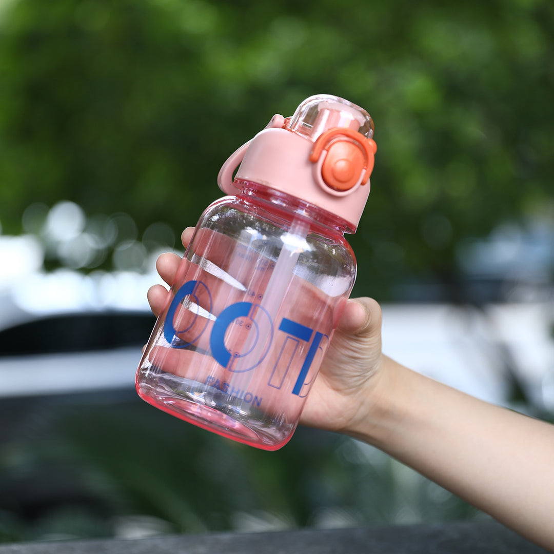 Women's transparent sports water bottle with practical Stornfield attachment