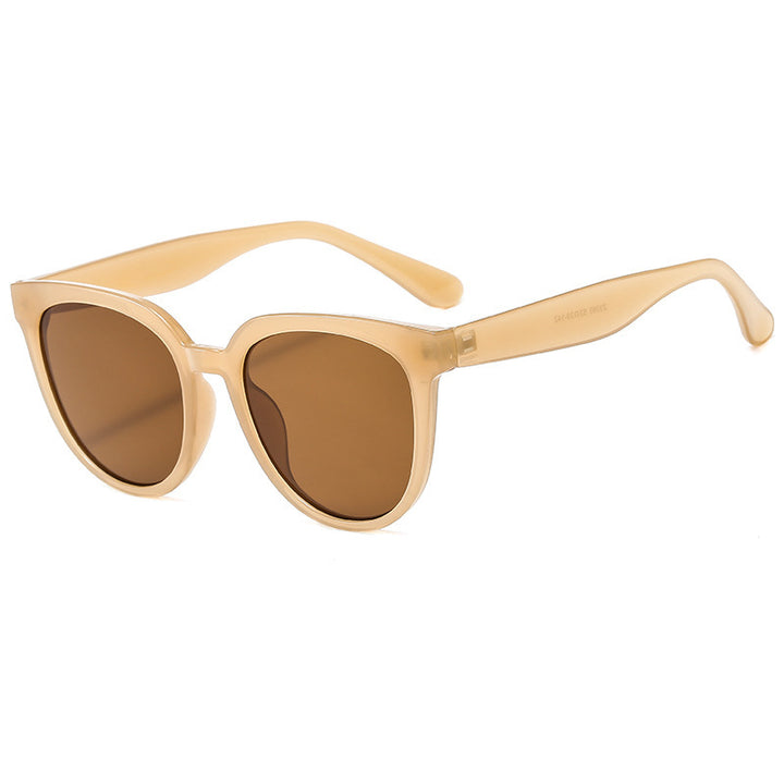 Women's sunglasses with unique cat-eye design and polarized lenses Stornfield