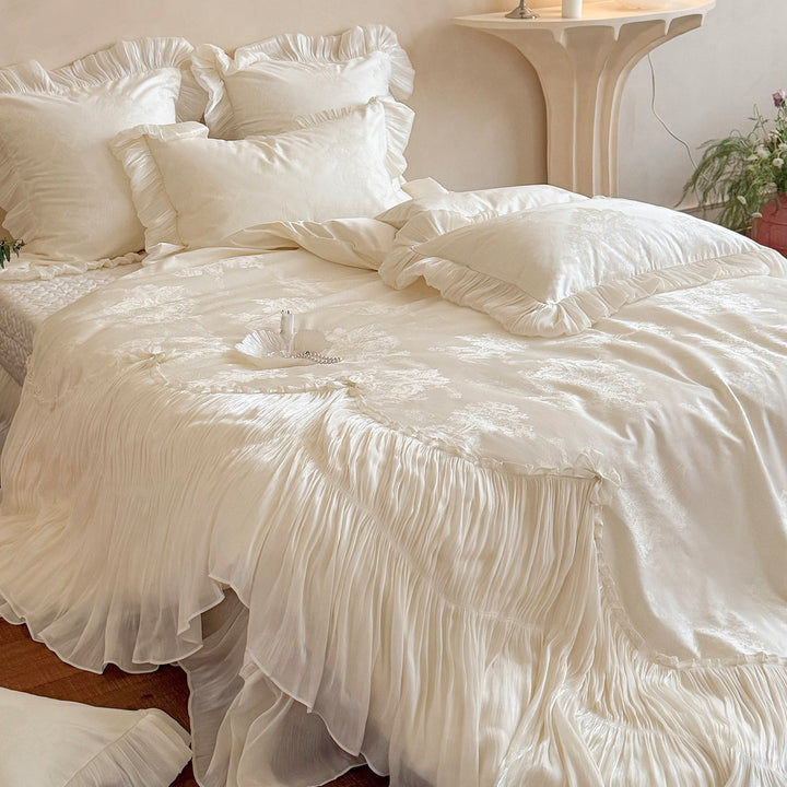 Luxe Pleated Voile & Jacquard Ruffled Duvet Ensemble with Frilled Euro Shams