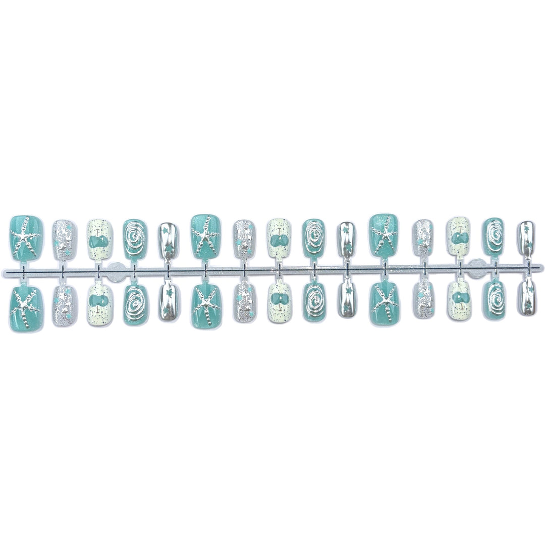 Coastal-Themed Press-On Nail Art Set