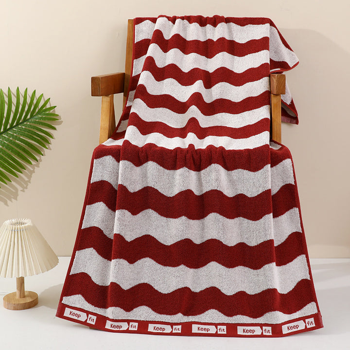 Cozy Terry Bath Towel with Stylish Polka Dot Design Stornfield