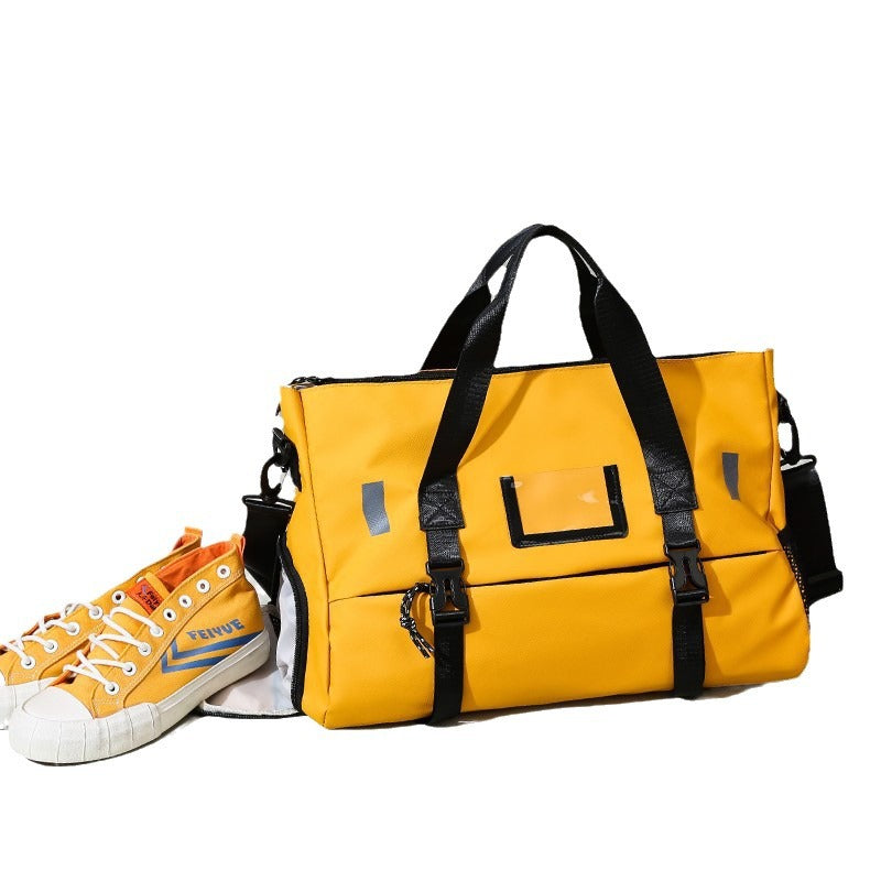 Sporty travel bag with innovative carrying system and durable material Stornfield