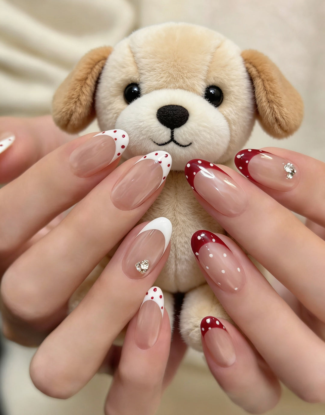 Decorative Polka Dot Press-On Nail Set