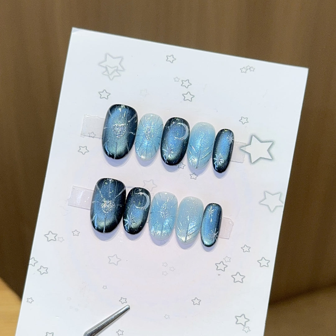 Glamorous artificial nail tips with star and glitter effects Stornfield