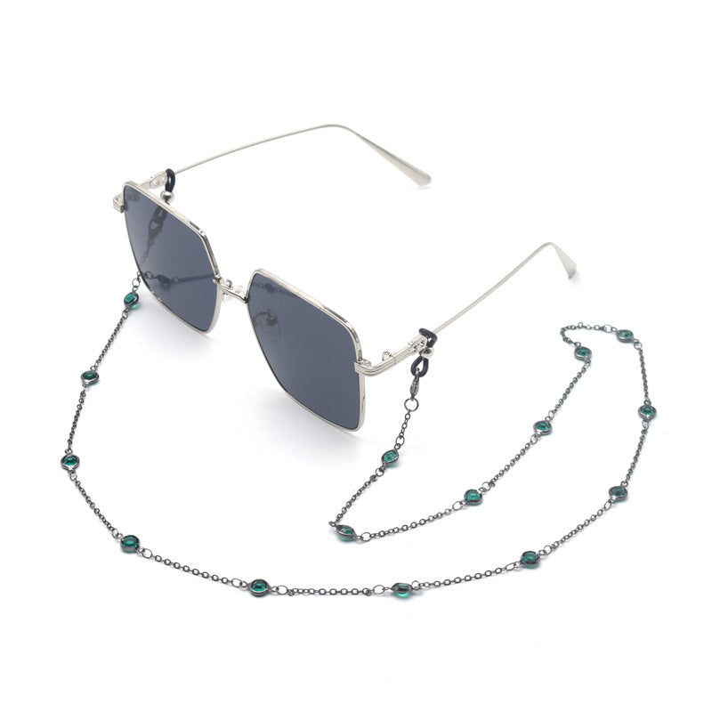 Stylish Square Sunglasses with Decorative Chain Stornfield