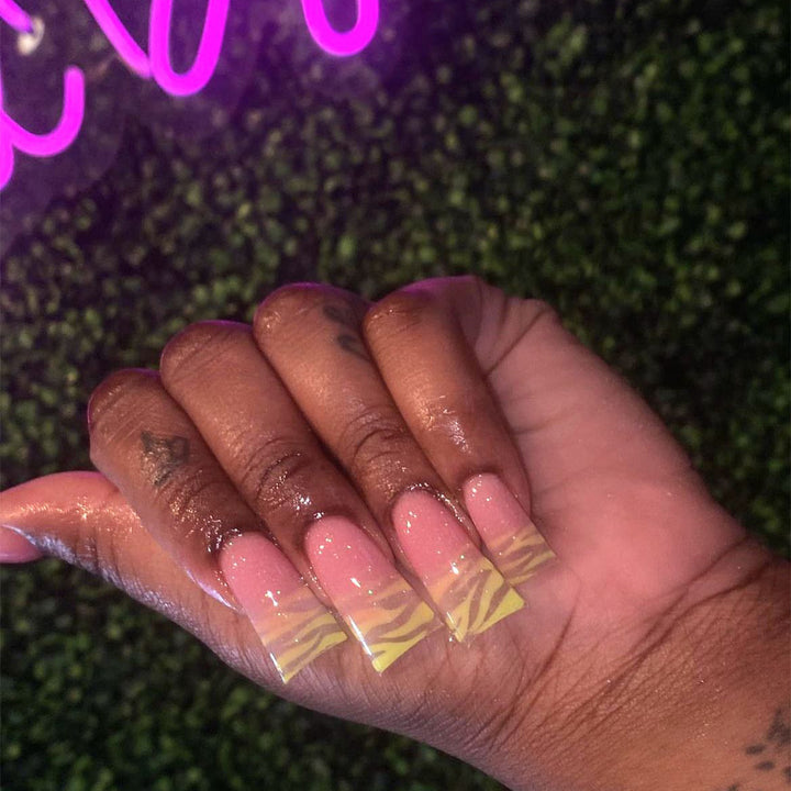 Artistic Ombre Press-On Nail Set Stornfield