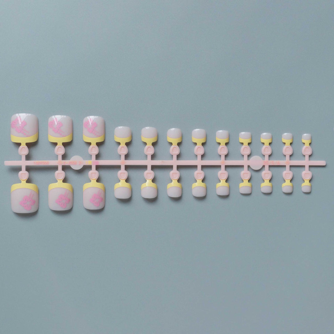 Floral Accent Toe Nail Art Kit