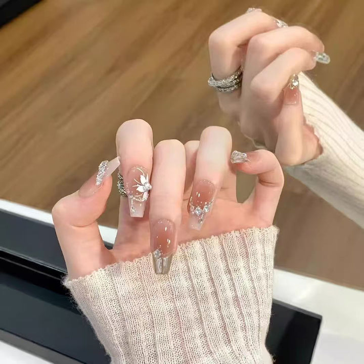 3D Decorative Press-On Nail Set Stornfield