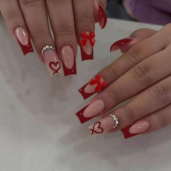 Artistic Statement Press-On Nails Stornfield