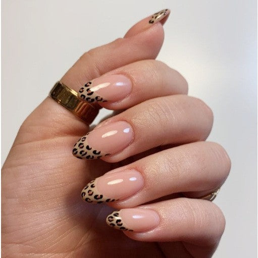 Stylish Press-On Nail Set Stornfield