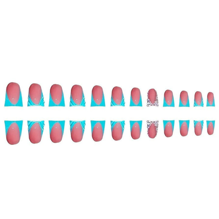 Luxurious 3D Nail Art Extensions Stornfield