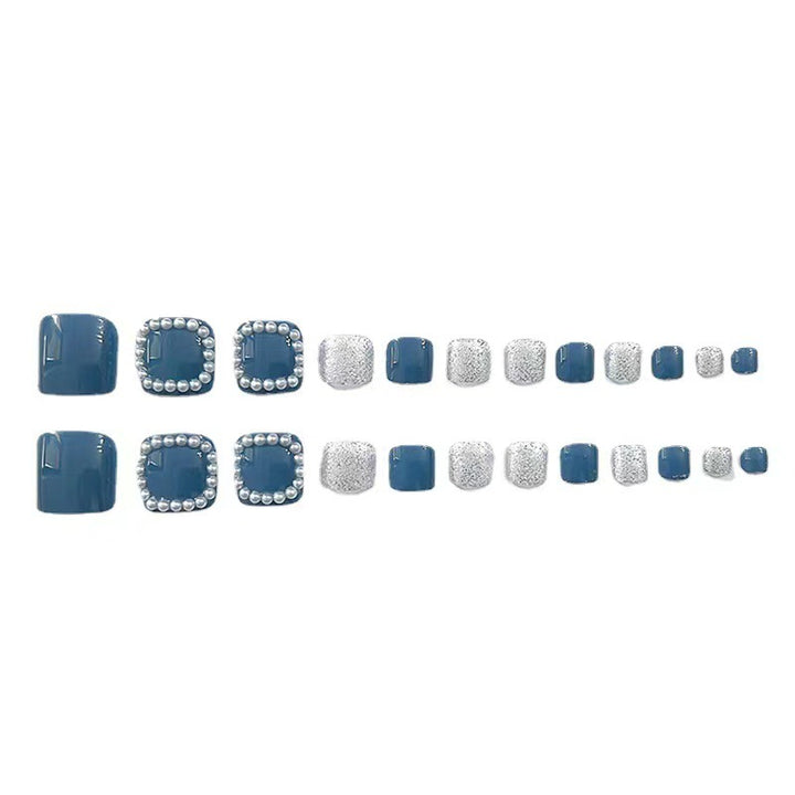 Artful toenails with elegant accents Stornfield