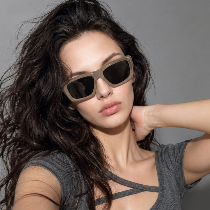 Women's oversized geometric sunglasses with modern frame Stornfield
