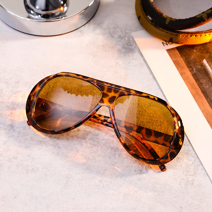 Ladies fashionable pilot sunglasses Stornfield