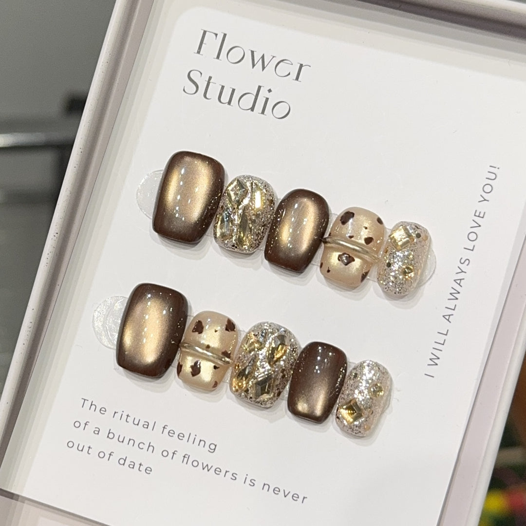 Glamorous artificial nails with exclusive accents Stornfield