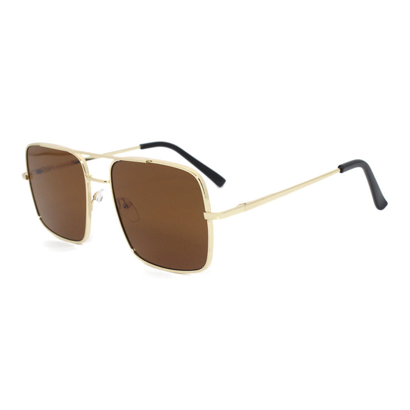 Fashionable Oversized Sunglasses in Elegant Square Design Stornfield