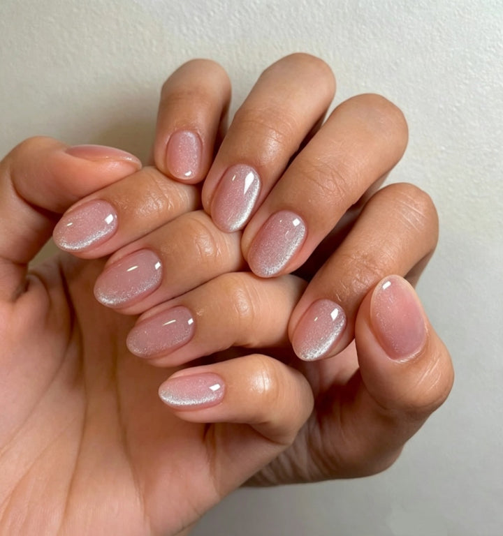 Glamorous artificial nails in elegant ombre look Stornfield