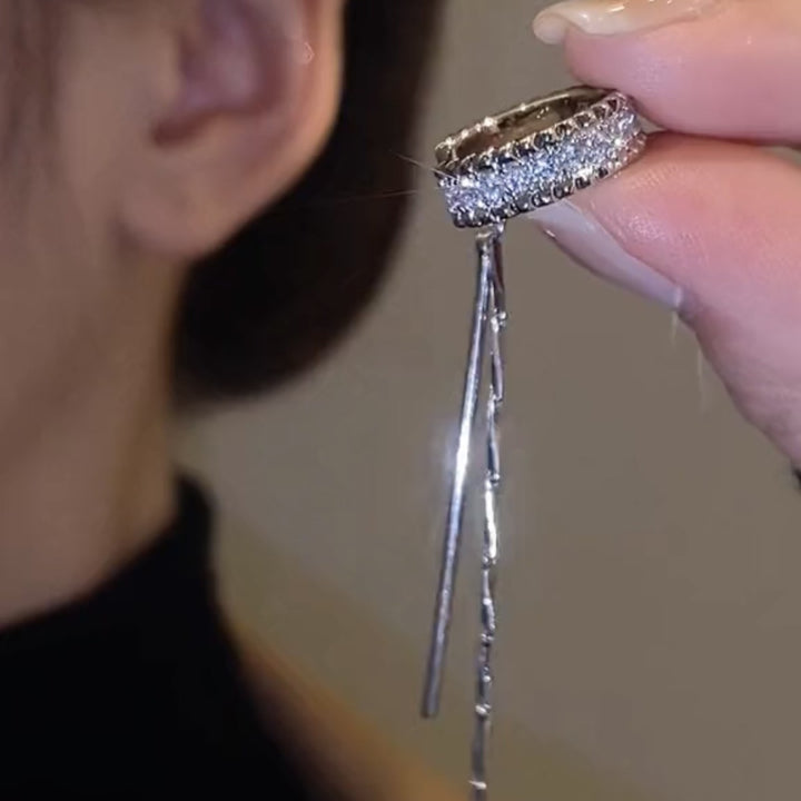 Glamorous earrings with sparkling stones Stornfield