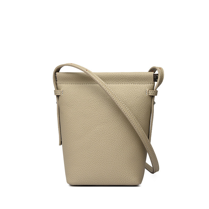 Elegant Textured Bucket Bag Stornfield