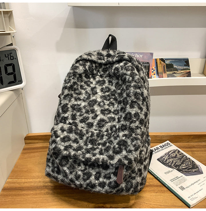 Fleece Rucksack In Trendy Leopard Print Stornfield