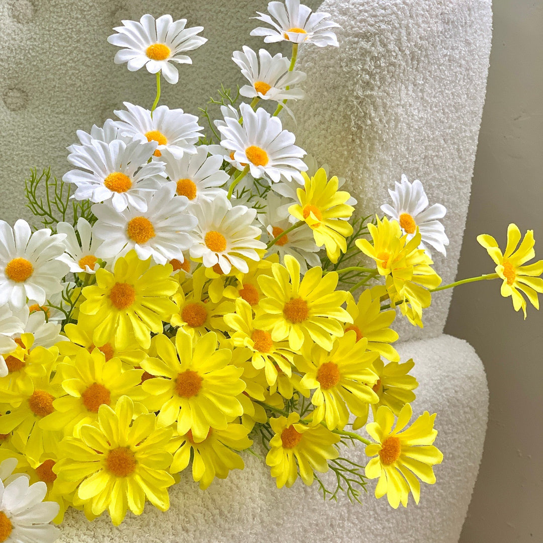 Decorative Artificial Daisy Bouquet