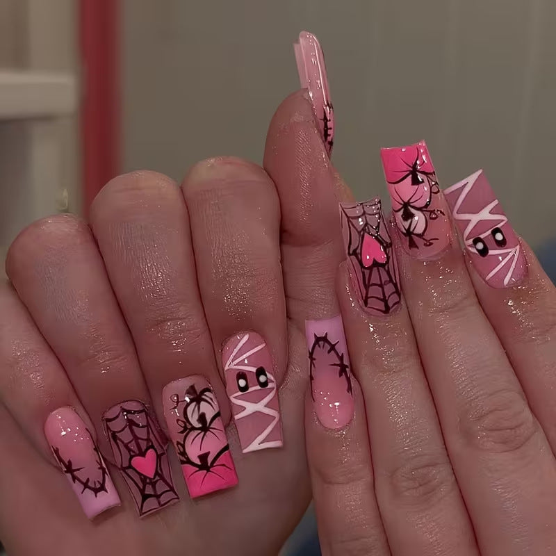 Halloween-Themed Art Nail Set Stornfield
