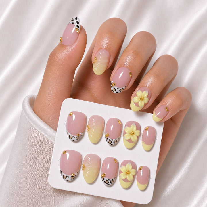 Decorative Press-On Nail Set Stornfield