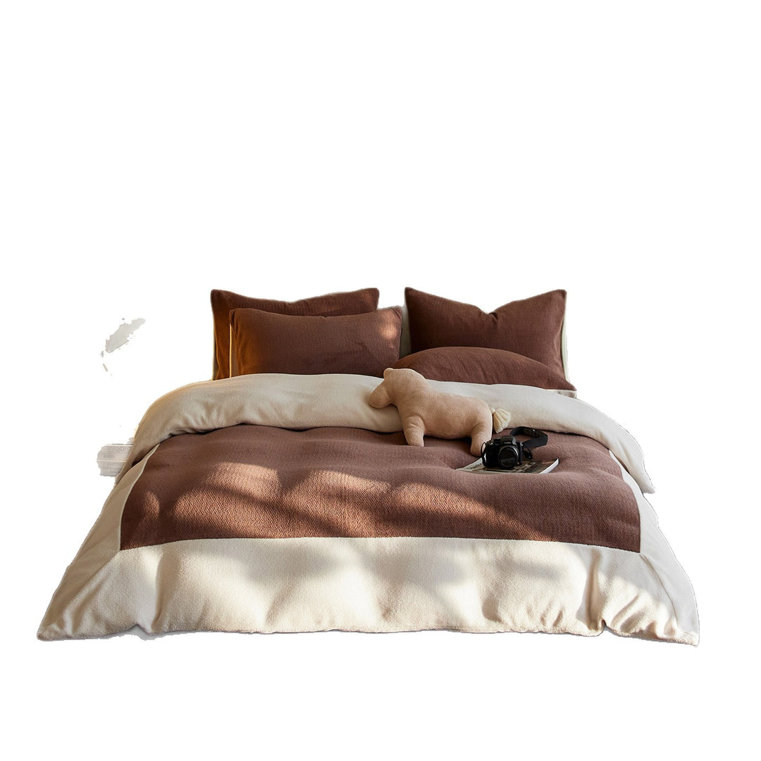 Reversible bedding and throw set made of fine cotton knit with contrast edge