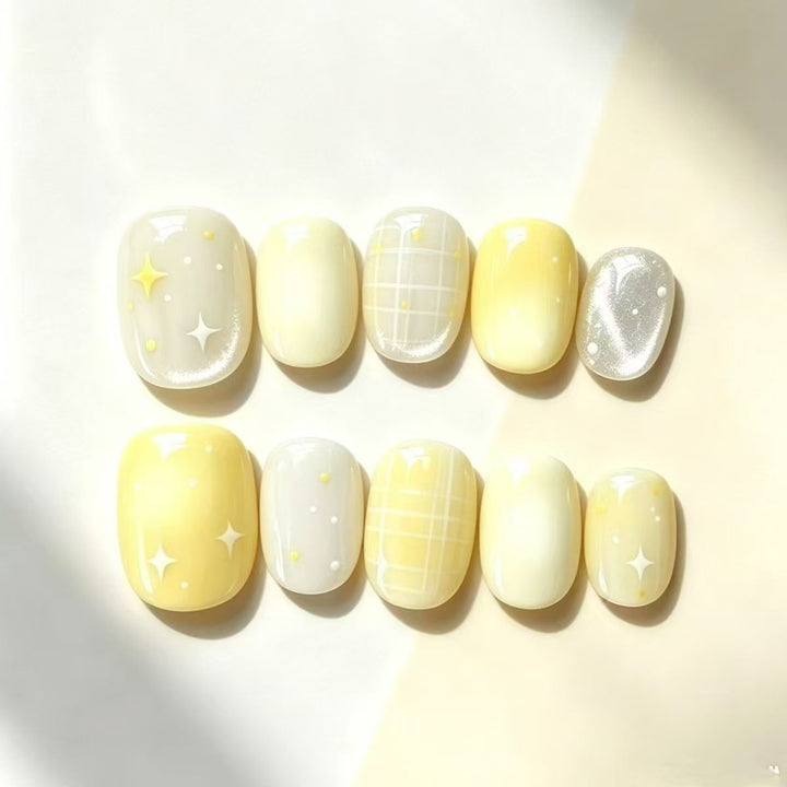 Elegant Press-On Nail Art Set with Star Design Stornfield
