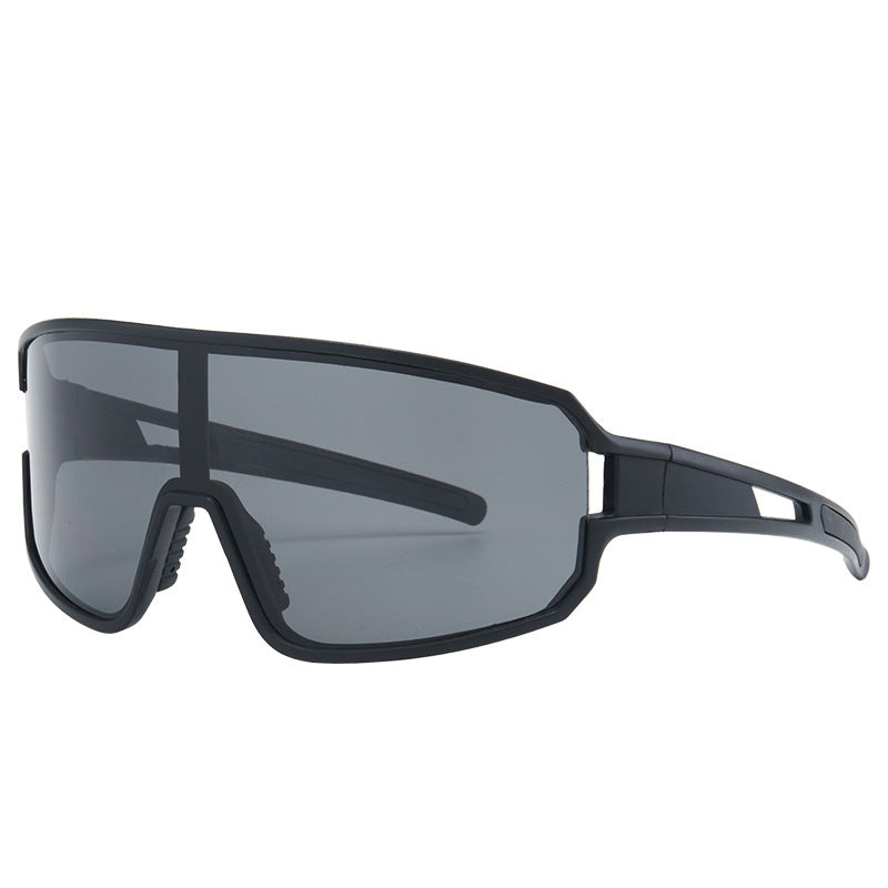 Ladies sporty sunglasses with ergonomic frame and polarized lenses Stornfield