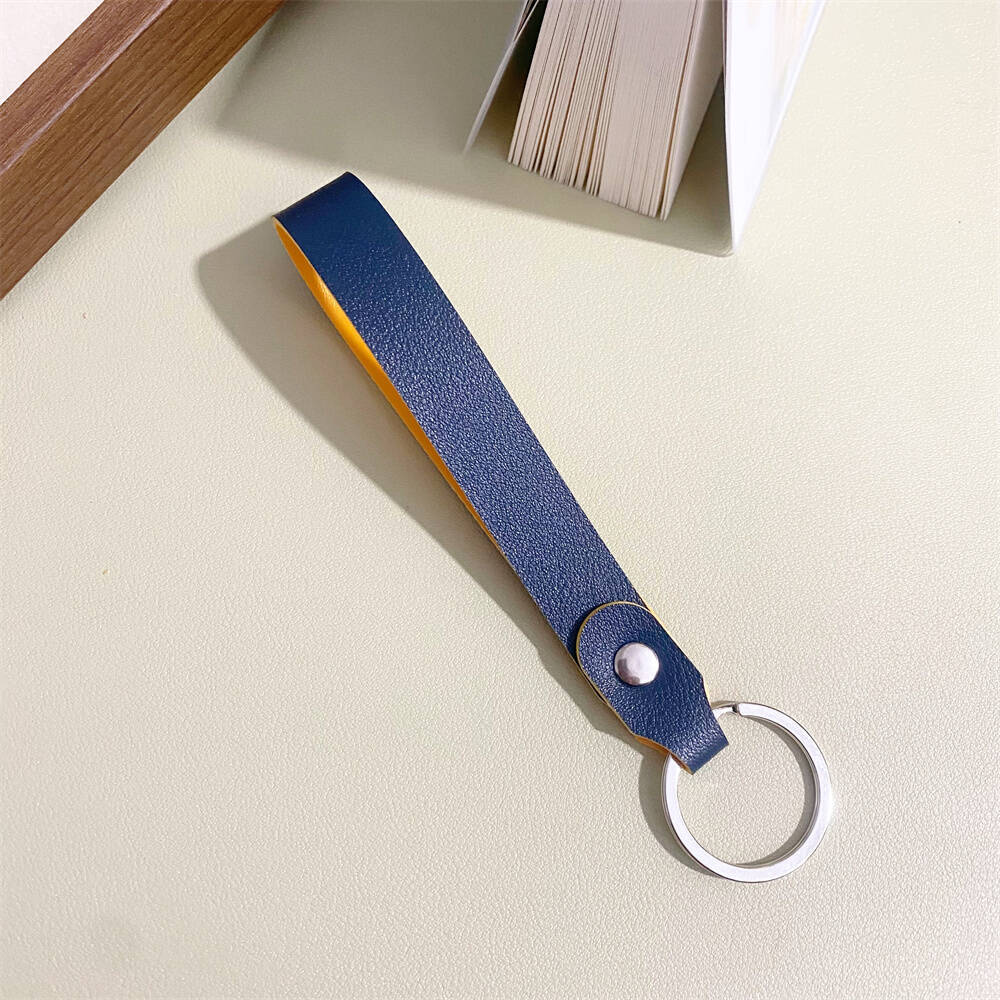 Premium Leather Keyring Holder Stornfield