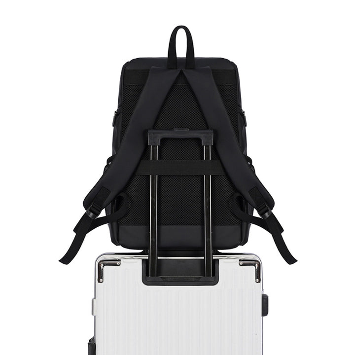 Versatile High-Function Adventure Backpack Stornfield