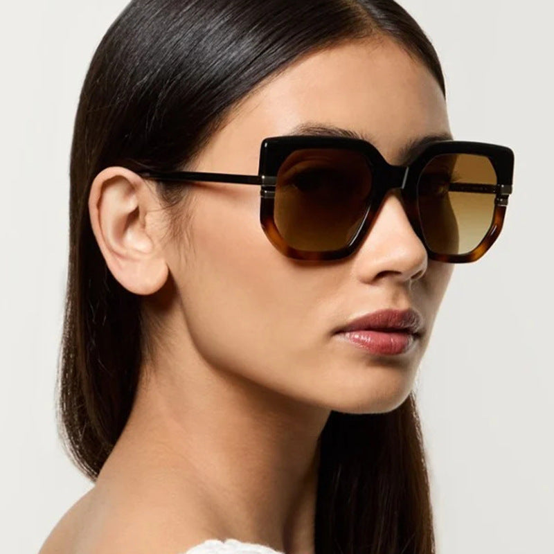 Women's geometric sunglasses with luxurious gold frame and polarized lenses Stornfield