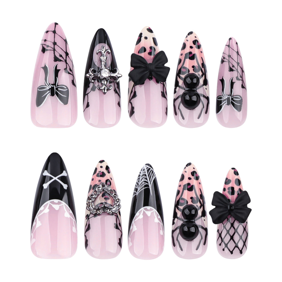 Creative acrylic nails in elegant leopard design Stornfield