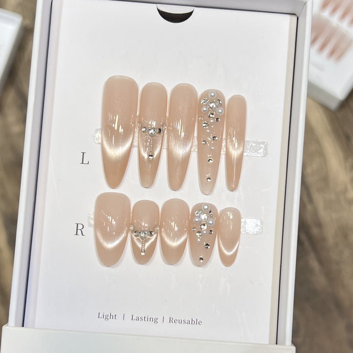 Decorative Press-On Nail Set Stornfield