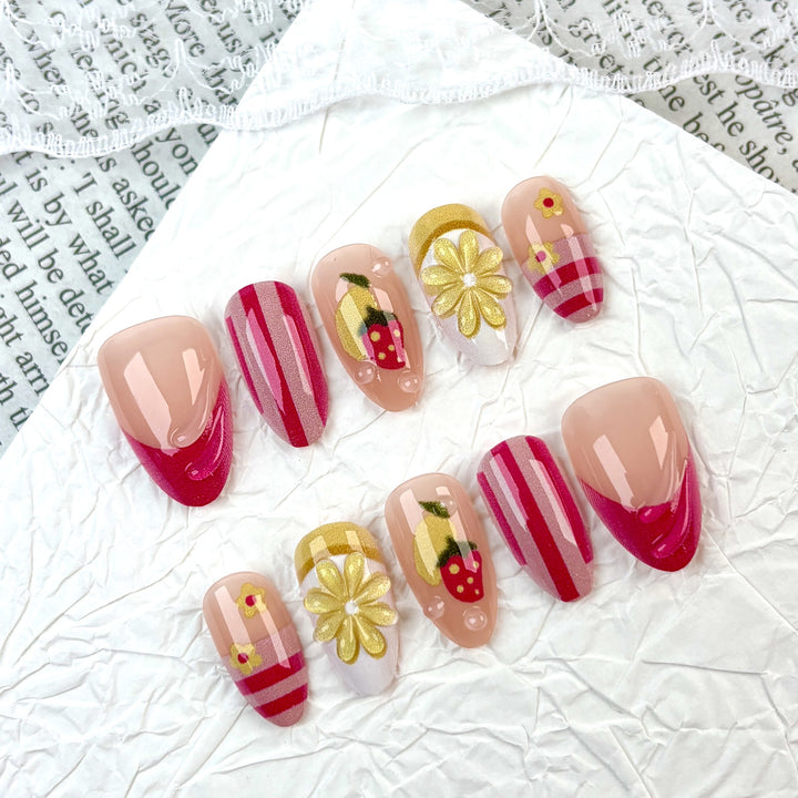 Creative Fruit-Inspired Press-On Nail Art Set