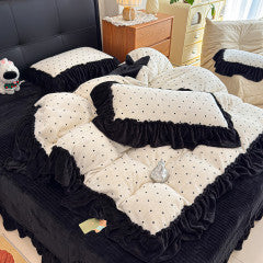 Luxurious Velvet Ruffled Bedding Set