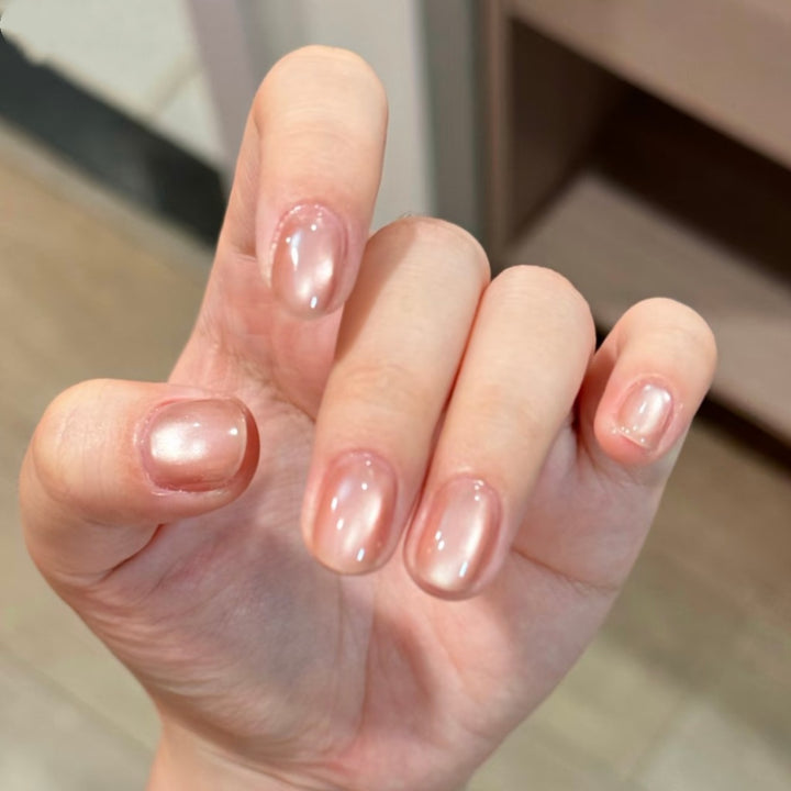 Artificial nails with elegant shine effect Stornfield
