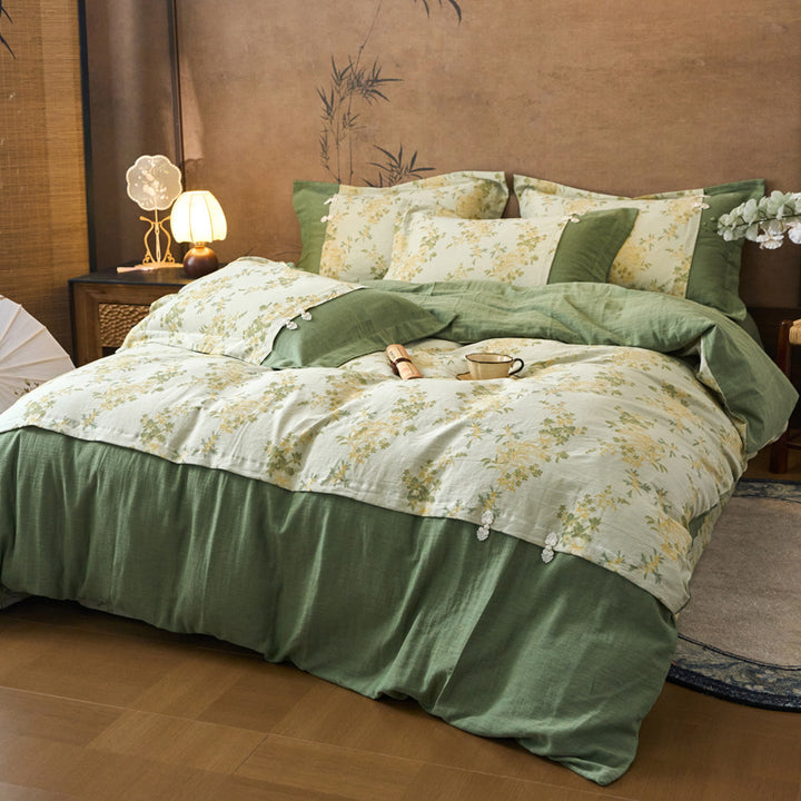 Romantic cotton-linen reversible bedding set with floral print and decorative cords